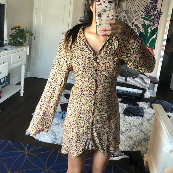 Zara floral dress - Picture 1 of 3